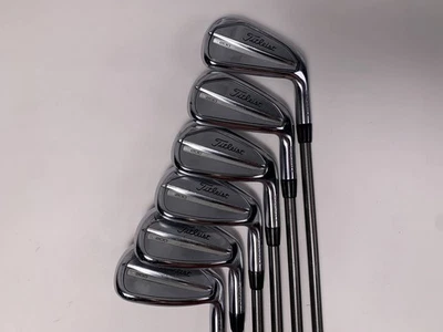 Juego de hierros Titleist T200 2023 6-PW+GW AeroTech SteelFiber i80 CW regular diestro Foto 1 de 4