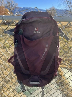 Deuter Airlight 26 SL Women’s Daypack - Image 1 of 4