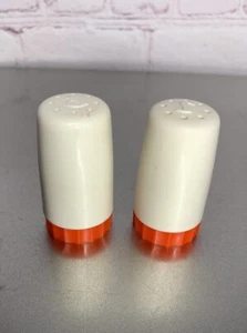 Salero y pimentero pilar columna retro vintage plástico blanco rojo - Imagen 1 de 4