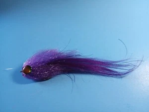 2 pk - 9" Weedless Flies Pike Bass Muskies Flies Striper Flies - Picture 1 of 4