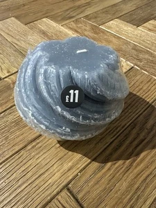 Large Dusty Blue Spiral Candle β 800g | Decorative Pillar | Clearance π―οΈ - Picture 1 of 4