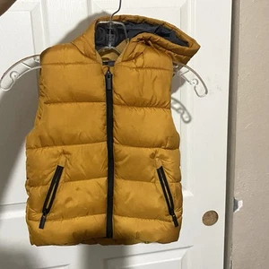 Zara boys dark yellow hooded puffer vest size 5 - Picture 1 of 6