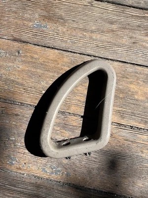 Guia de cinto de segurança 98-05 Chevy Astro Van GMC Safari passageiro - Imagem 1 de 2