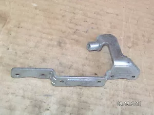 82 YAMAHA XZ550 XZ 550 VISION CARBURETOR MIKUNI CARB CARBURATOR CABLE HOLDER - Bild 1 von 1