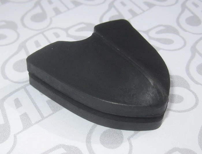 Buick Special 1967, Skylark, relleno de parachoques delantero GS, tapa de parachoques Foto 1 de 1