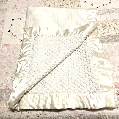 Vintage Quiltex Baby Blanket White Satin Edge Binding Cuddle Acrylic Lattice EUC - Image 1 of 4