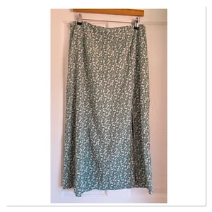 Atmos&Here Green Floral Midi Skirt 14 - Picture 1 of 2