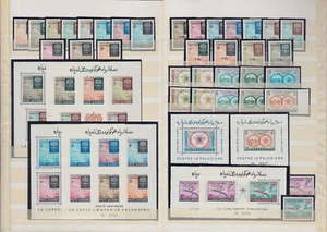 INSECTS COLLECTION OF 330 STAMPS, 18 BLOCKS & 12 FDC, MNH - Picture 1 of 10