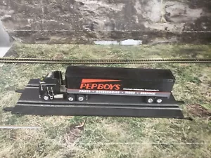 K Maßstab 1:64 S Liberty Classics Pep Boys Traktor Anhänger - Bild 1 von 7