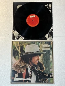 Desire by Bob Dylan (1976 Columbia PC 33893 Stereo LP All-Round) - Bild 1 von 3
