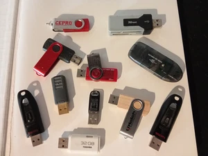 11 x USB Speichersticks Sticks Konvolut Sammlung 8 - 64 GB - Bild 1 von 1