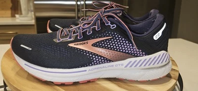 Size 11 - Brooks Adrenaline GTS 22 Wide Black Red W - Image 1 of 4