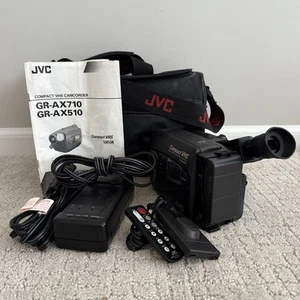 Vintage 1996 JVC GR-AX710U Compact VHS-C Camcorder Video Camera Bundle TESTED - Picture 1 of 4