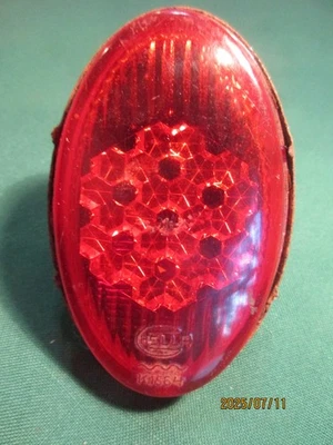 1955-61 VOLKSWAGEN SNOW FLAKE HELLA K1564 TAIL LIGHT ASSEMBLY Foto 1 de 4