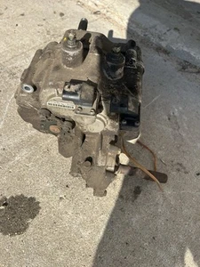 Polaris Xplorer 250 4x4 00 Transmission complete tranny - Picture 1 of 4