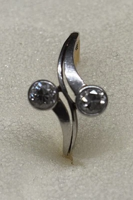 Bi-Color-Ring aus Gelb- und Weiß-Gold 585-iger mit 2 Steinen - Bild 1 von 4