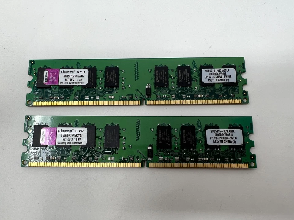 4GB 2 x 2GB Kingston KVR667D2N5K2/4 DDR2-667 PC2-5300 Non ECC Desktop Memory RAM - Immagine 1 di 3