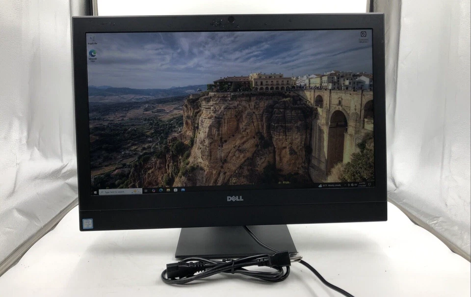 Dell Optiplex 7440 Aio i5-6500 3.2GHZ 16GB 256GB SSD Win10P 23.8" Bad Display - Image 1 of 4