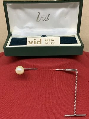 SPILLONE DA CRAVATTA ARGENTO, PERLA COLTIVATA DA 7 MM CON COPRIPUNTA E SICUREZZA - Immagine 1 di 4