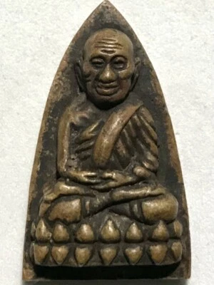 PHRA LP TUAD RARO ANTIGUO AMULETO TAILANDÉS BUDA COLGANTE MÁGICO ÍDOLO ANTIGUO #60 Foto 1 de 4