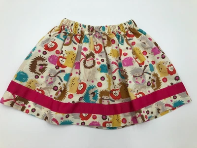 Pearly Gray little girls Hedgehog & apples Print skirt size S - Image 1 of 4