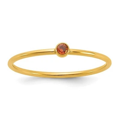 Anillo apilable de 1,0 mm con bisel de circonita cúbica roja relleno de oro 14K talla 7 Foto 1 de 4