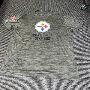 Camisa Nike Dri Fit Verde Militar Pittsburgh Steelers Talla 2XL - Imagen 1 de 4