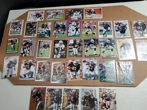Lote de 46 tarjetas de fútbol americano Tim Brown 1992-1996 Oakland Los Angeles Raiders casi nuevas/como nuevas - Imagen 1 de 11