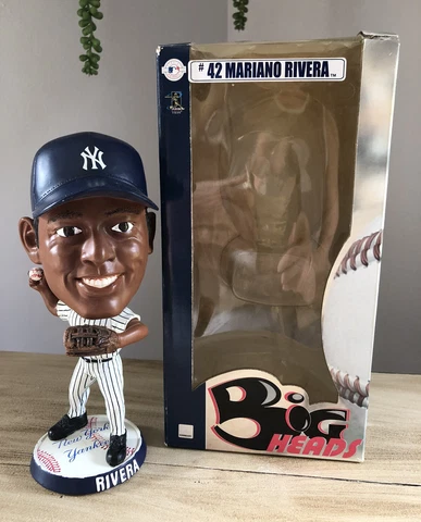 MARIANO RIVERA New York Yankees Legend MLB BIGhead Bobblehead NIB! Cover