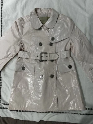 Gabardina Burberry con cinturón doble pecho 4 años niñas niños niños Foto 1 de 4