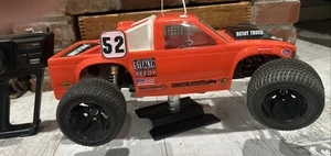 Vintage Team Associated RC10T RC Truck - Picture 1 of 17