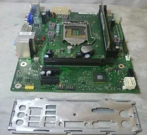 D3230-A11 GS 1 Fujitsu Esprimo LGA 1150 Motherboard With IO Plate & 4GB RAM - Afbeelding 1 van 1