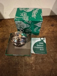 Wallace Schlitten Glocke 1990 Weihnachtsschmuck Silber Teller 20. Auflage Box - Bild 1 von 3