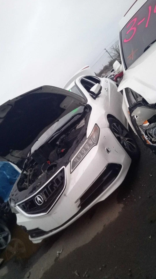 Conjunto de suspensión trasera izquierda Ind Rr usado se adapta a: Acura Tlx 2015 sin travesaño Foto 1 de 4