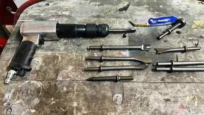 Pneumatic Chisel Set 9pcs Air Hammer Punch Chipping Bits Tool Pointed, Beveled - Image 1 of 4