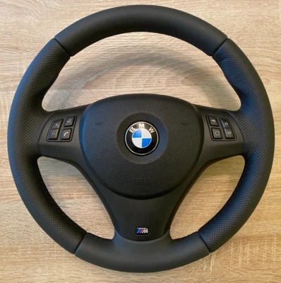 OEM BMW E90 E92 M Sport Steering Wheel E91 E93 M3 E82 E81 E88 3 Series - Image 1 of 4