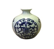 Chinese Oriental Ceramic Light Celadon Green Blue Graphic Vase cs4108