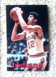 BOLSILLO DE BALONCESTO PARA HOMBRE INDIANA UNIVERSITY HOOSIERS CALENDARIO 1986-87 ALFORD! ¡CAMPOS! - Imagen 1 de 1