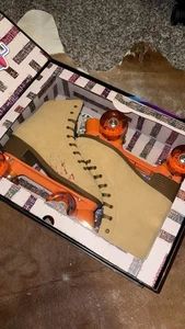 Patines unisex Stranger Things Rink-O-Mania de Roller Derby M11/W12 - Imagen 1 de 5