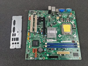Placa madre IBM Lenovo M70e FRU 71Y6942 placa de sistema - Imagen 1 de 1