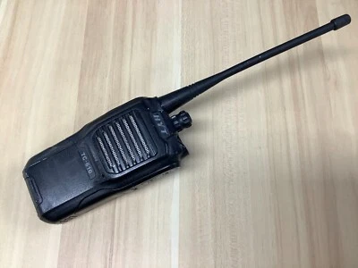HYT TC-610U(2) UHF 450-470 Mhz 16 Channel Two Way Radio - Image 1 of 4