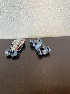 Hot Wheels Star Wars Carships: Millennium Falcon DPV25 y Tie Fighter DPV27 - Imagen 1 de 14