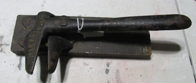 De colección Sargent& Co #10 Cascanueces Base Madera Utensilios de Cocina Hierro Fundido Foto 1 de 2