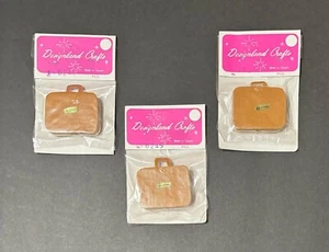 Designland Crafts Puppenhaus Koffer 3 Stück Taiwan versiegeltes Paket Vintage neu aus altem Lagerbestand - Bild 1 von 8