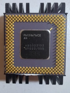 Vintage Intel Pentium 133MHz A80502133 CPUs SY022 Ceramic Gold W/Heat Sink  - Picture 1 of 6