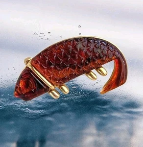 Vintage Amber Color Carved Resin Lucite Goldtone Small Koi Fish Figural Brooch - Picture 1 of 9
