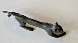 1920s ART DECO RECLINING CAT FIGURINE SPELTER? HOOD ORNAMENT? #26 - Picture 1 of 5
