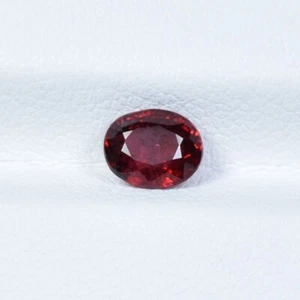 0.84 ct BEST GRADE BLOOD RED / NATURAL RED SPINEL - Oval Cut Gemstone Video !! - Picture 1 of 2