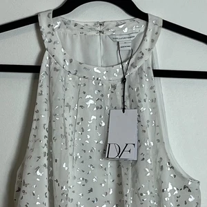 Diane von Furstenberg Parvay Flutter Foil Silk Top Sz 10 Sleeveless Metallic Top - Picture 1 of 11
