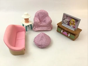 Fisher Price Loving Family casa de muñecas sala de estar TV bolsa de frijoles lámpara sofá mixto - Imagen 1 de 10